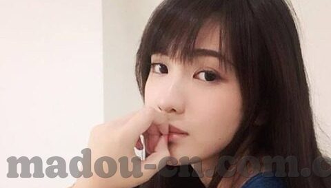 人妻日本三l级香港三级-探索成人娱乐文化的多元视角，人妻、日本三级与香港三级